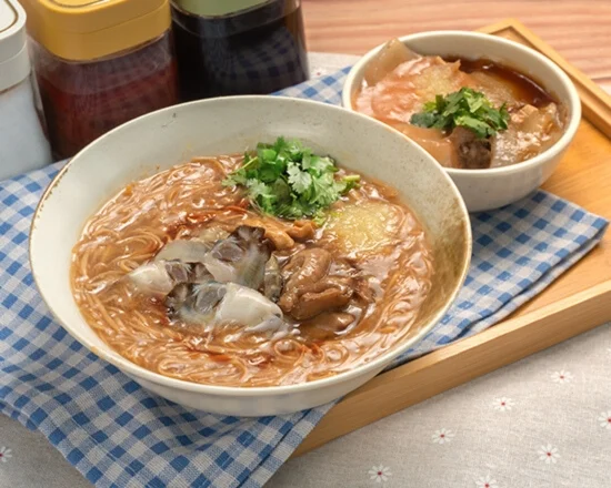 Mixed Vermicelli And Meatball