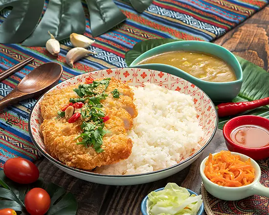 Thai Chili Crispy Pork Chop With Green Curry Rice