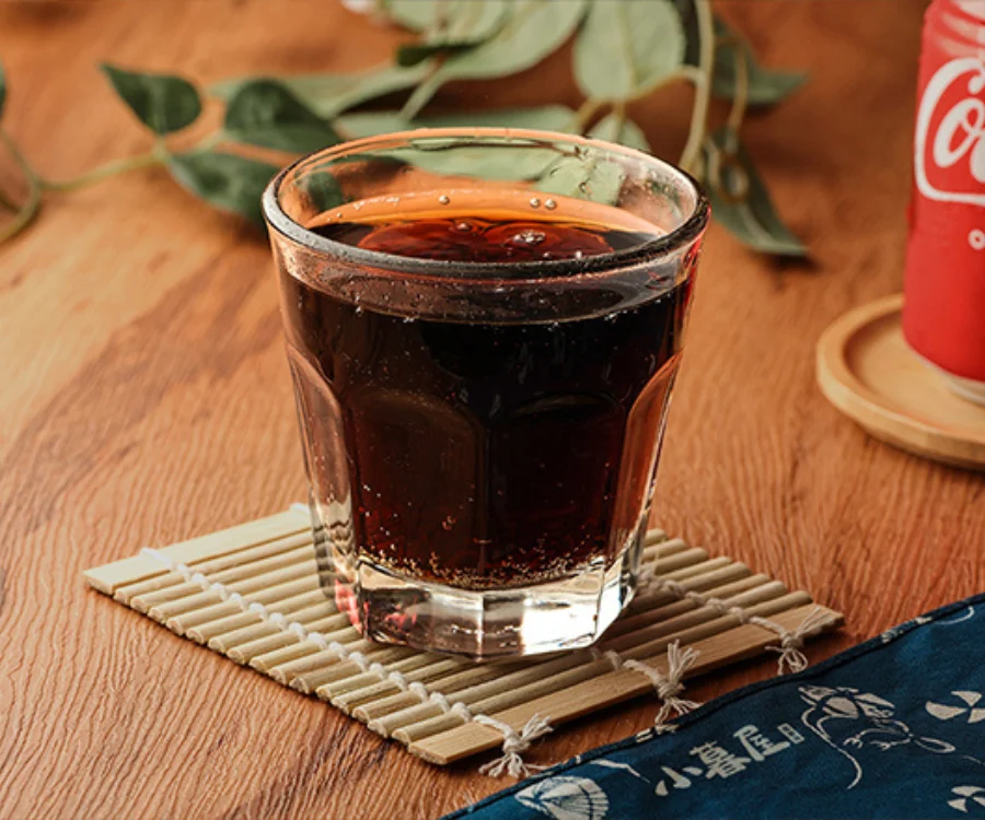 清涼解渴的可口可樂 中壢飲料