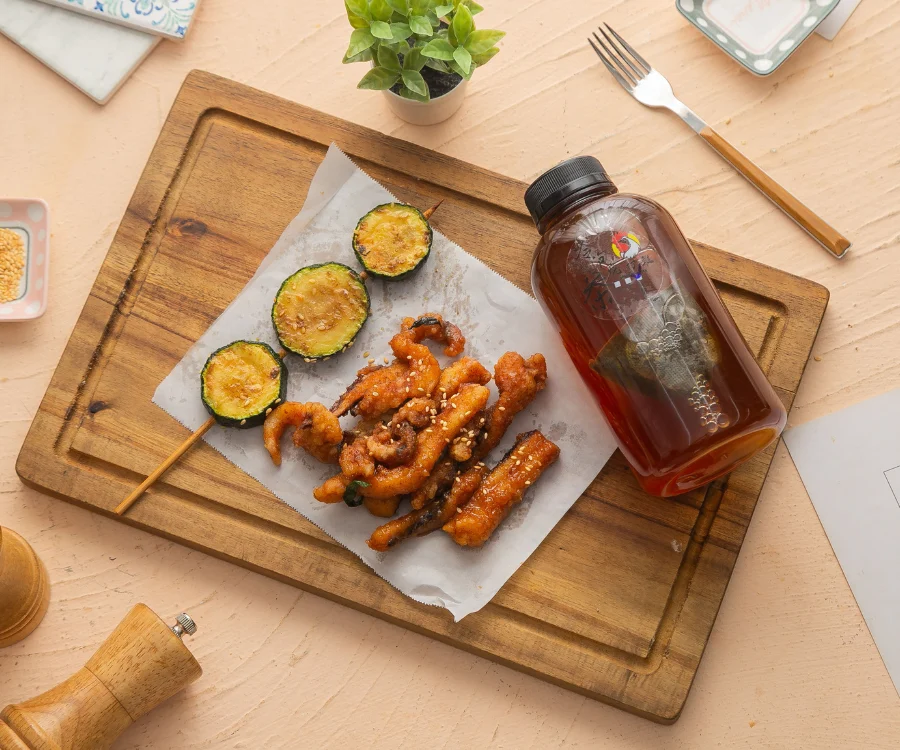 清爽解膩的烤炸D餐，包含酥炸魷魚圈與炭烤櫛瓜 新竹必吃