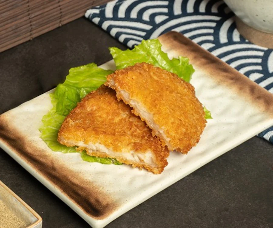台中一中街咖哩飯黃金魚排炸魚排外酥內嫩盛盤單點