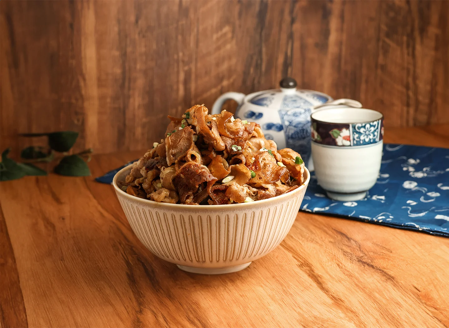 肉量加倍的爆盛壽喜牛丼 中壢必吃