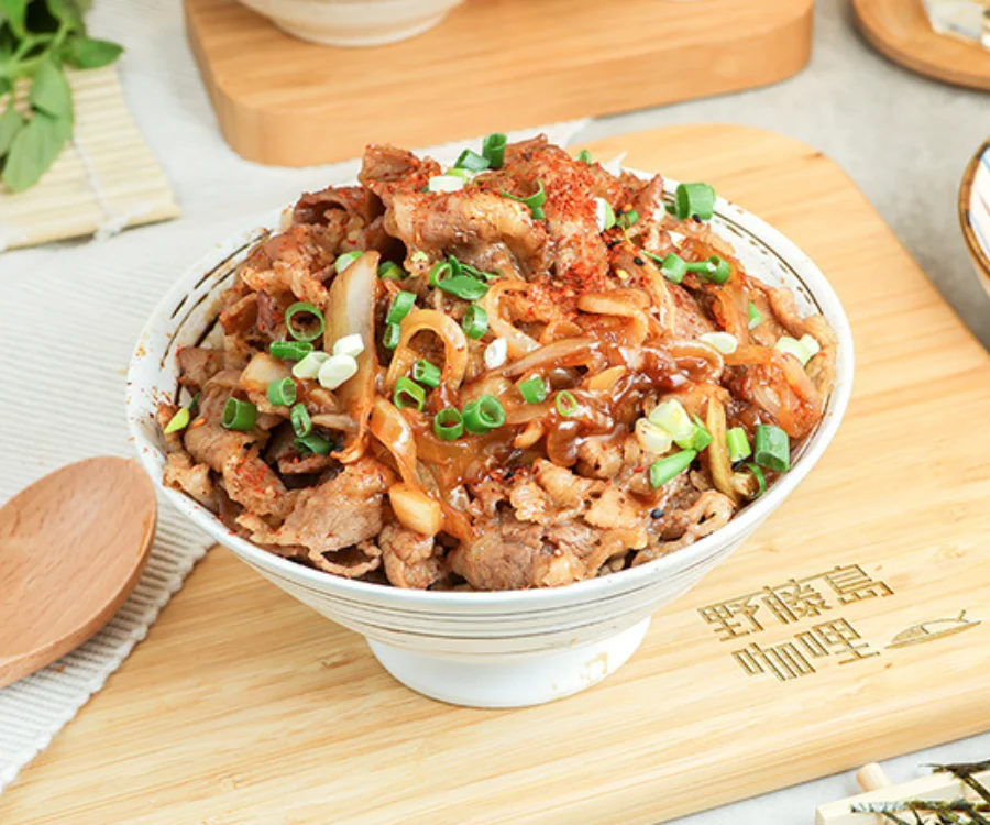 肉量十足的爆盛壽喜牛丼飯 新竹丼飯