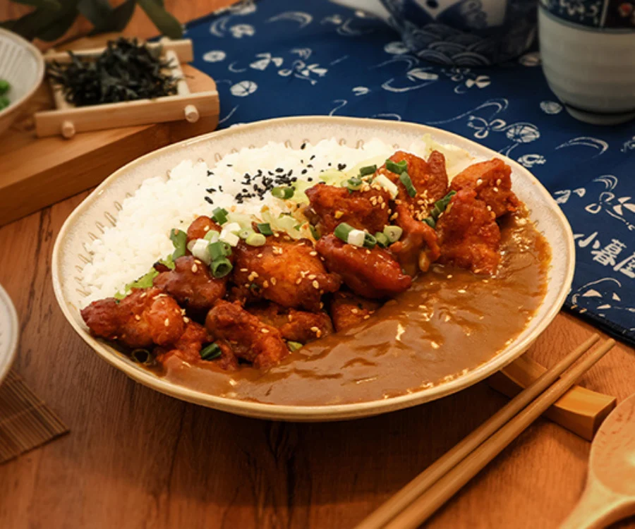 甜辣夠味的洋釀韓式炸雞咖哩飯 中壢推薦