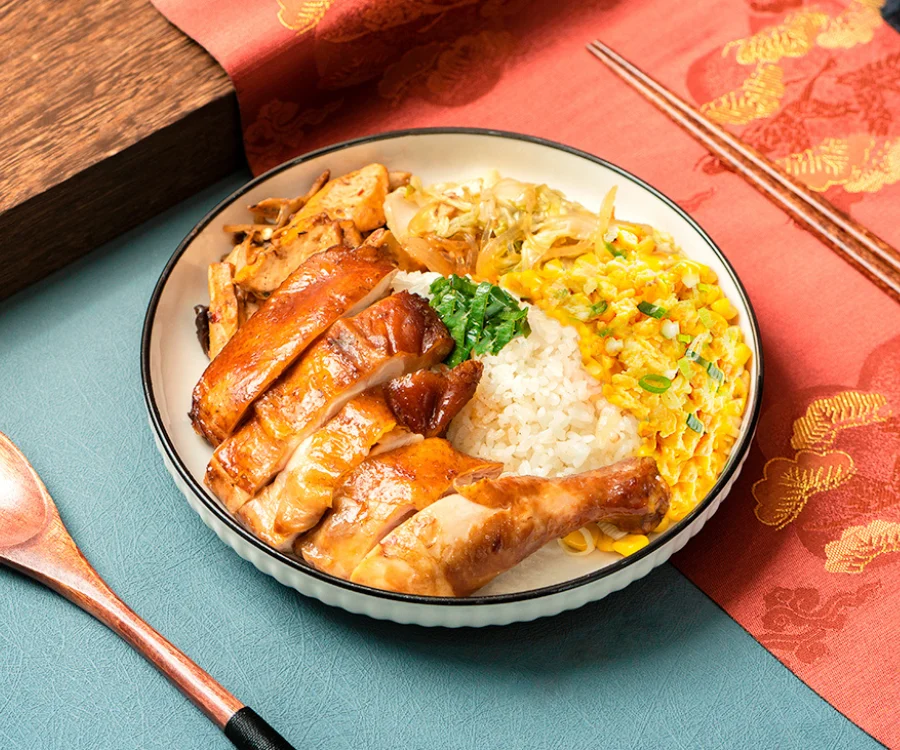 肉質滑嫩的港式玫瑰油雞腿餐盒 內湖推薦