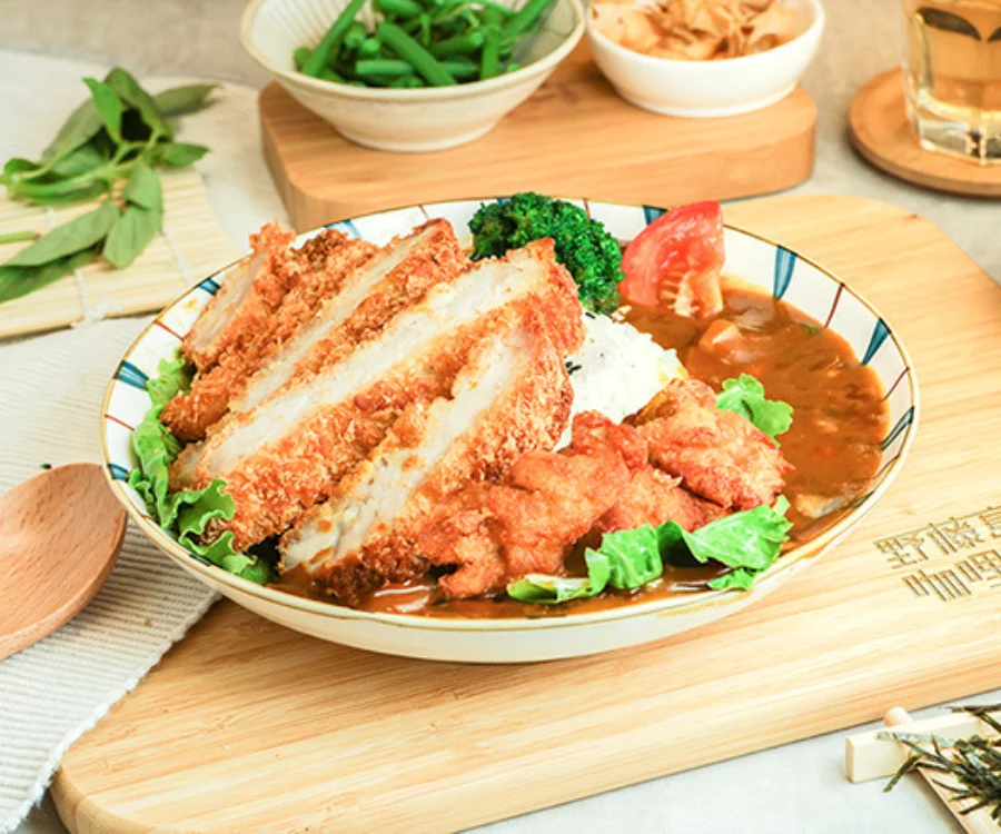 豐盛雙拼厚切豬排與唐揚雞咖哩飯 新竹美食