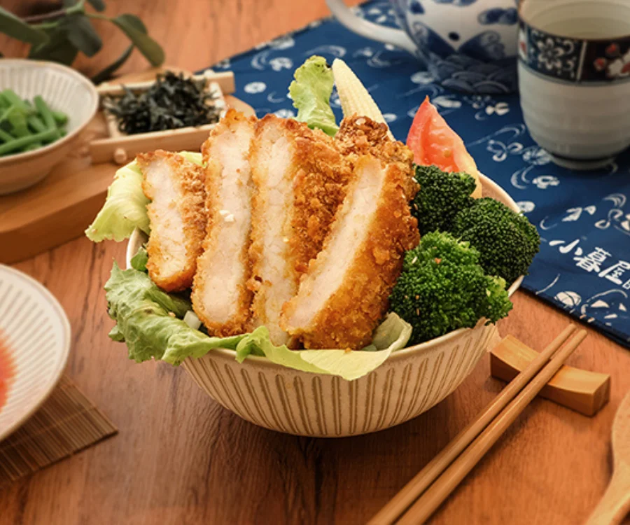 金黃酥脆的厚切豬排壽喜丼 中壢推薦