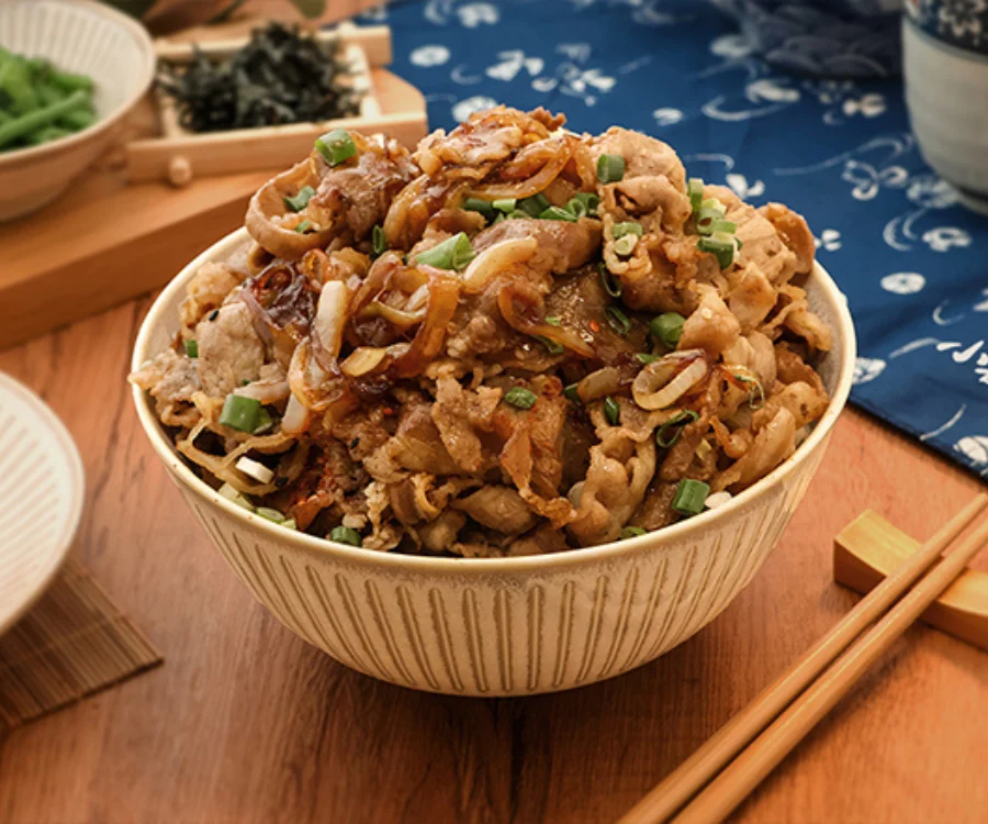 肉量加倍的爆盛壽喜牛丼 中壢必吃