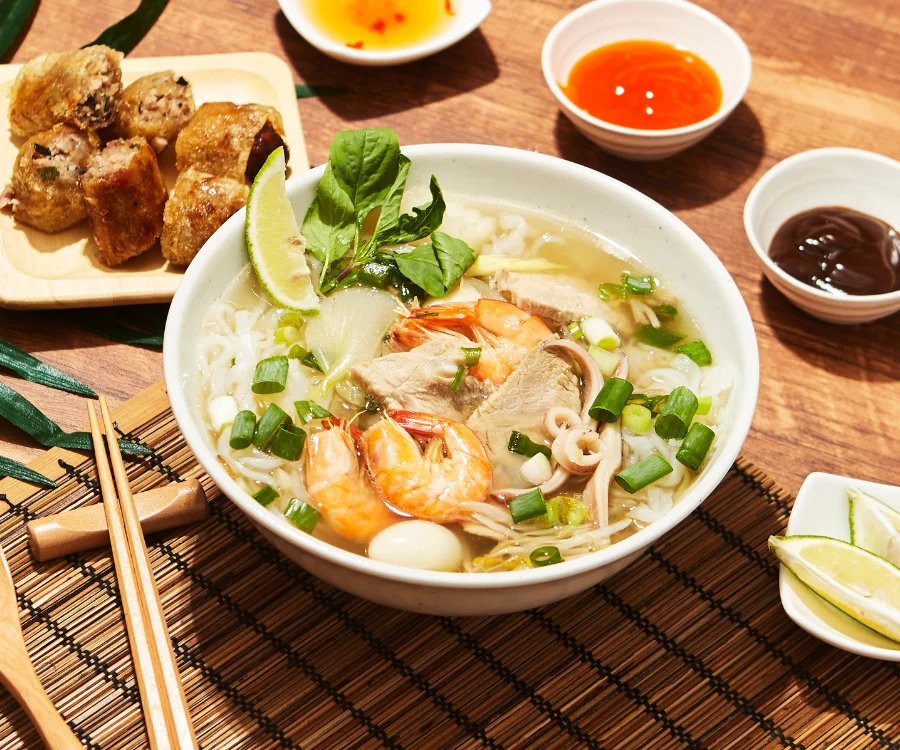 用料豐富的越式海鮮河粉 宜蘭推薦
