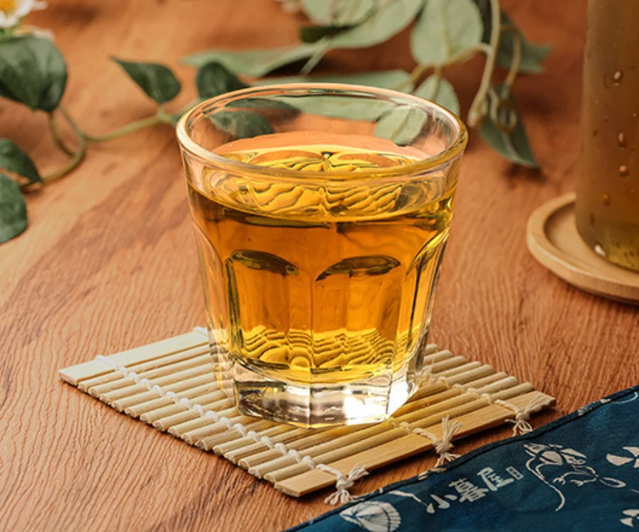 無糖解膩的冷翠烏龍茶 中壢飲料