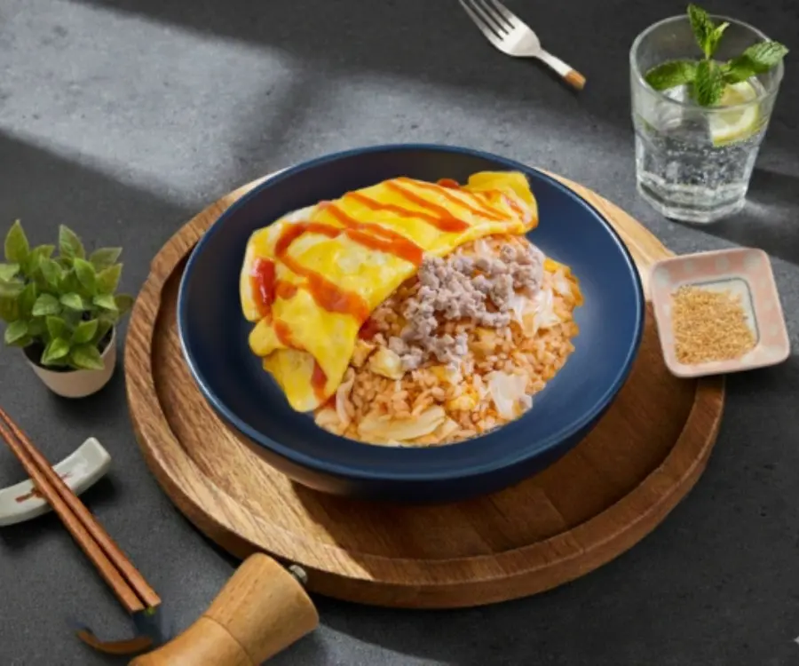風味十足的沙茶豬絞肉蛋包飯 高雄美食