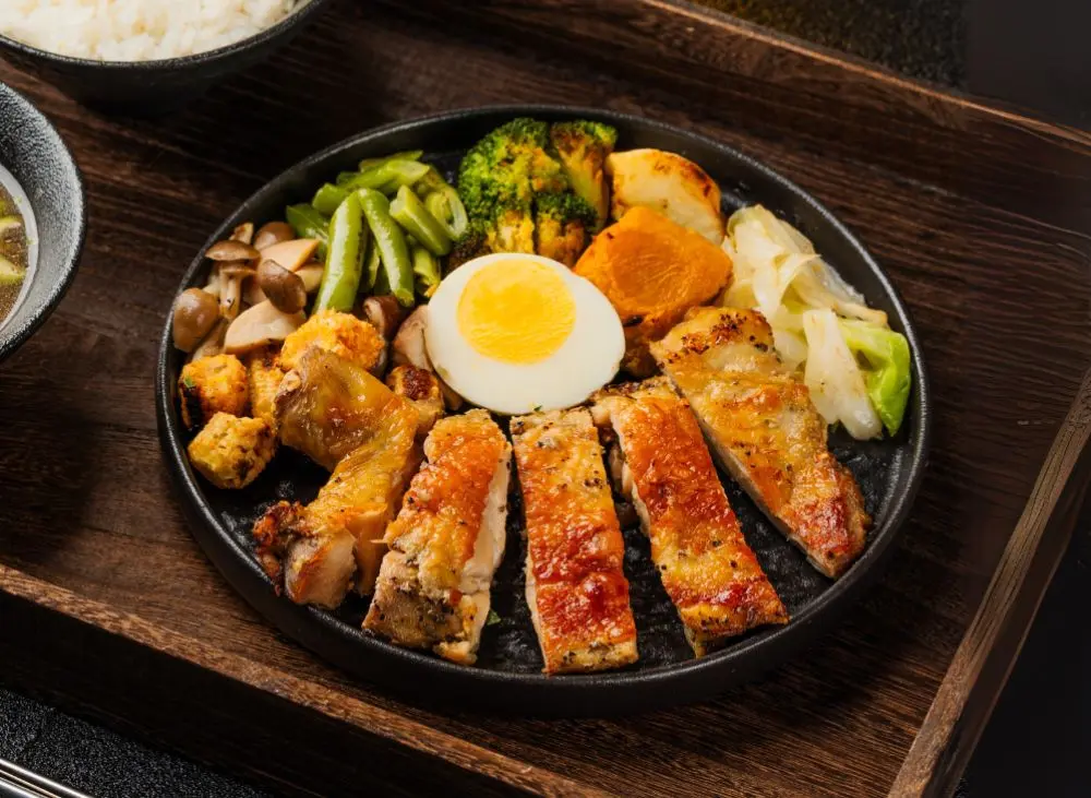 Item04 義式烤雞腿排｜italian Roasted Chicken Thigh