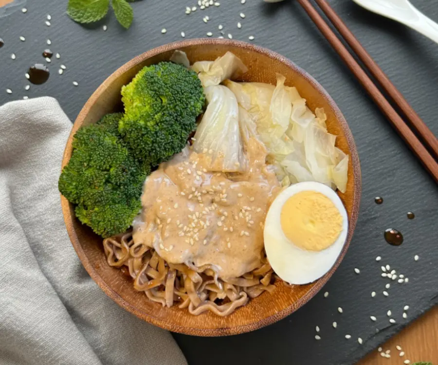 清爽胡麻沙拉麵 台北健康餐